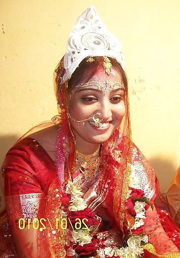 25P Sexy Indian Lady