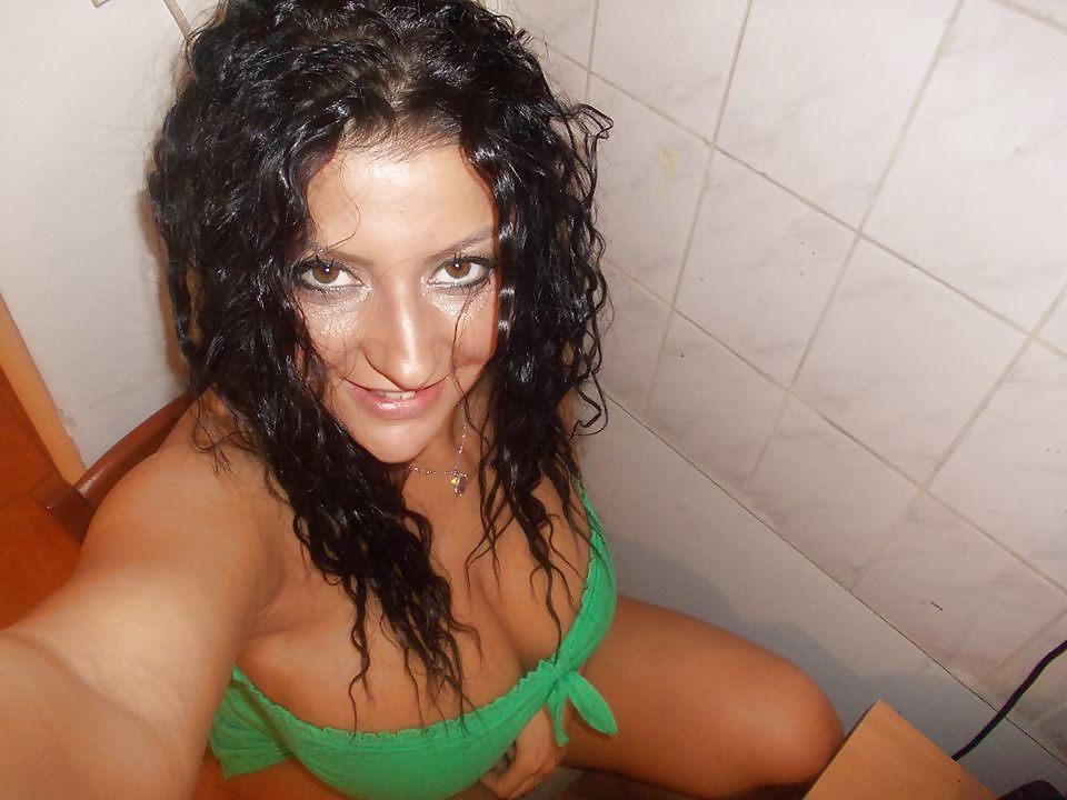 16P Serbian girl Lidija ( Big natural tits )