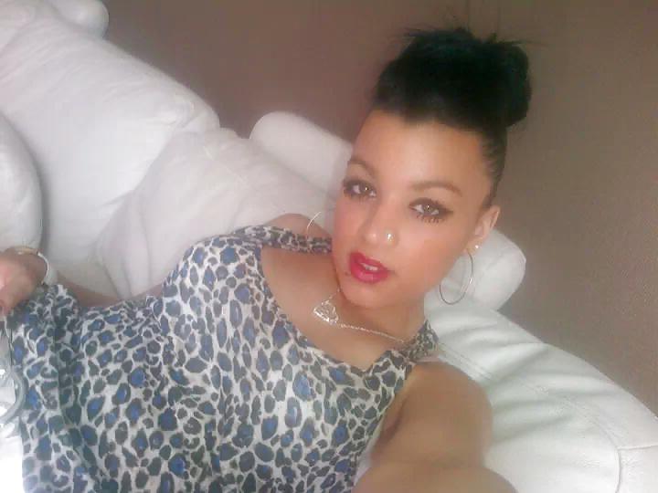 25P Salope beurette arab slut