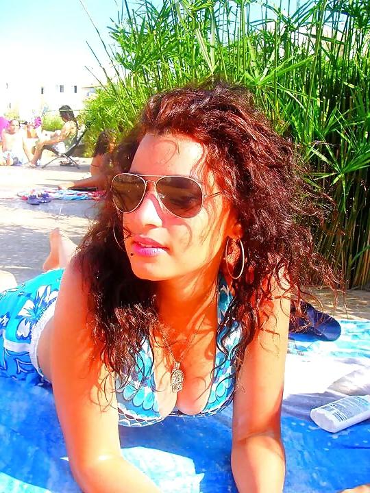 25P Salope beurette arab slut