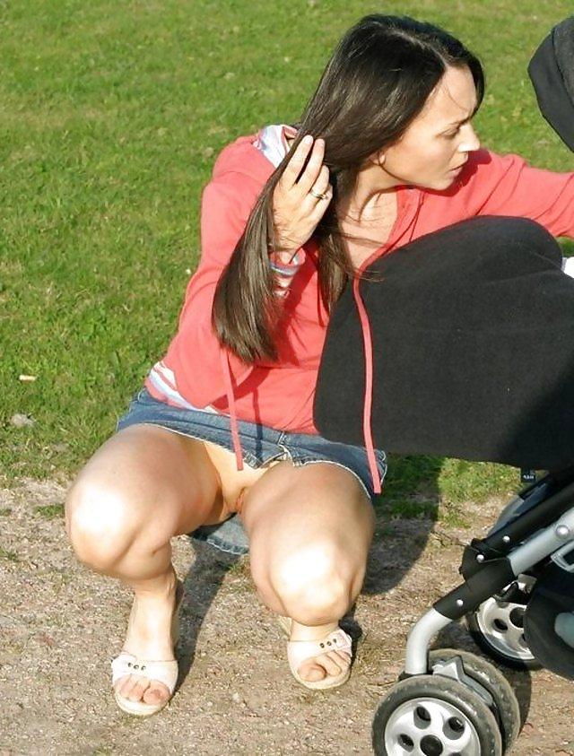 20P Just Upskirt Pussy 5 !