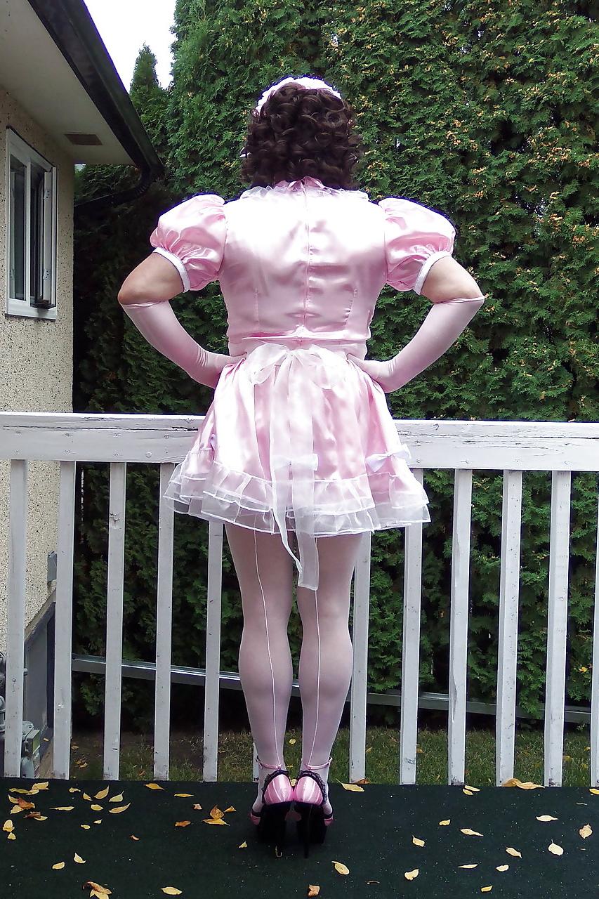 25P The Sissy Maid