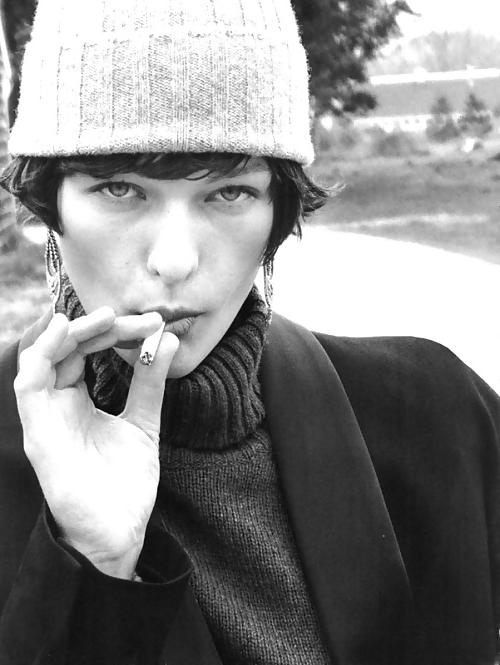 25P No smoking....