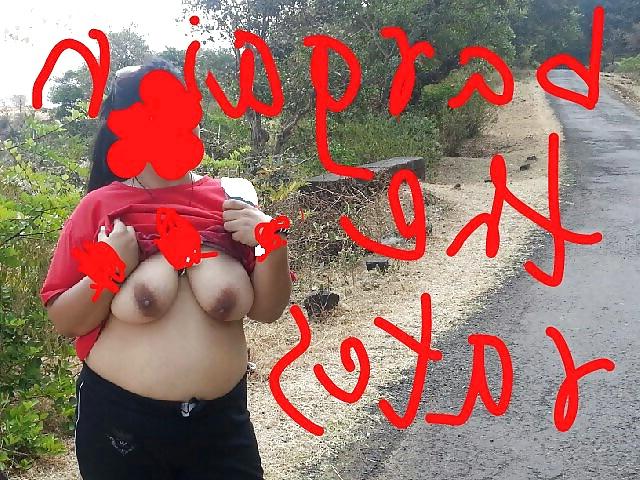 6P Public nudity by a Indian cuckolds wife
