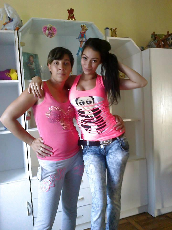 25P Hungarian girls, women (not nude) 02