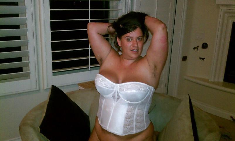 18P Sexy hairy wife smoking 