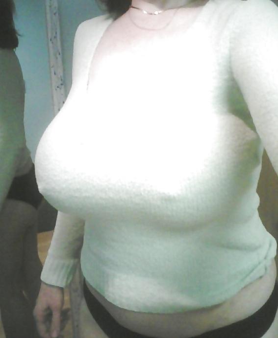 12P Pics of my mom in my uncle's phone part 2