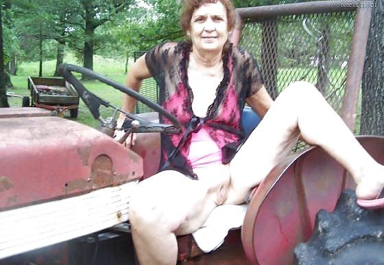 25P Tractor sluts and babes