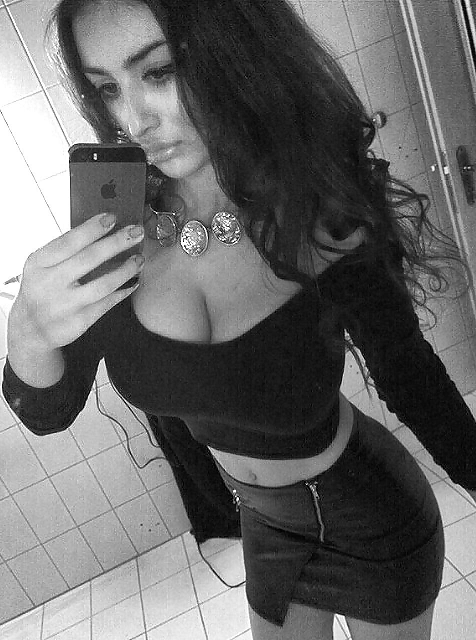25P Busty hot american indian woman