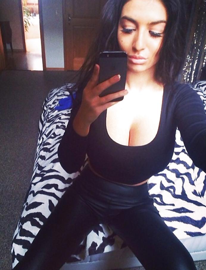 25P Busty hot american indian woman