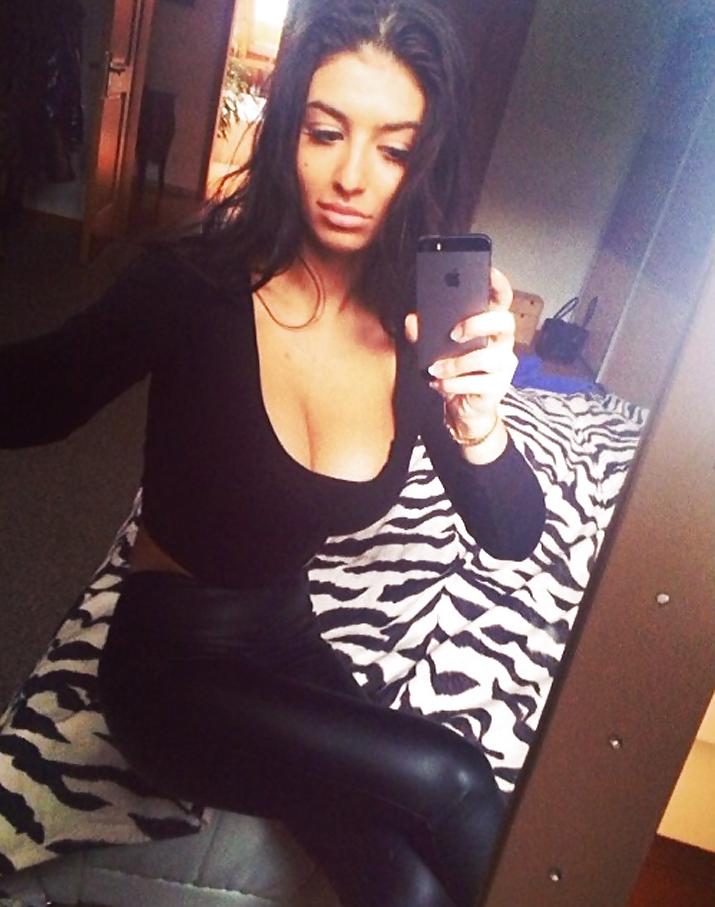 25P Busty hot american indian woman