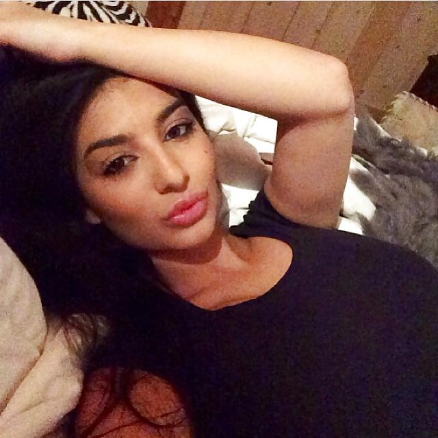 25P Busty hot american indian woman