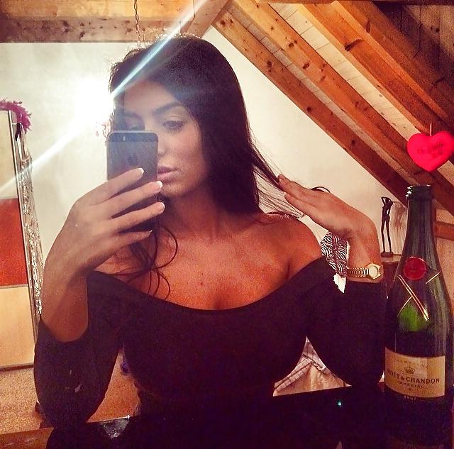 25P Busty hot american indian woman