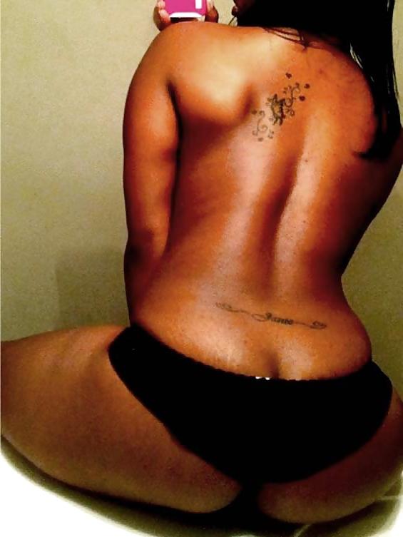 7P Sexy Ebony Selfshot