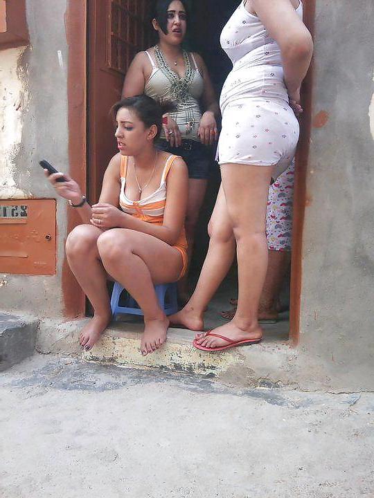 25P Arab Egyptian Girls 