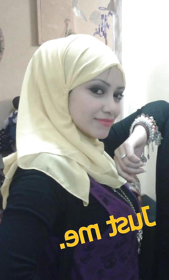25P Arab Egyptian Girls 