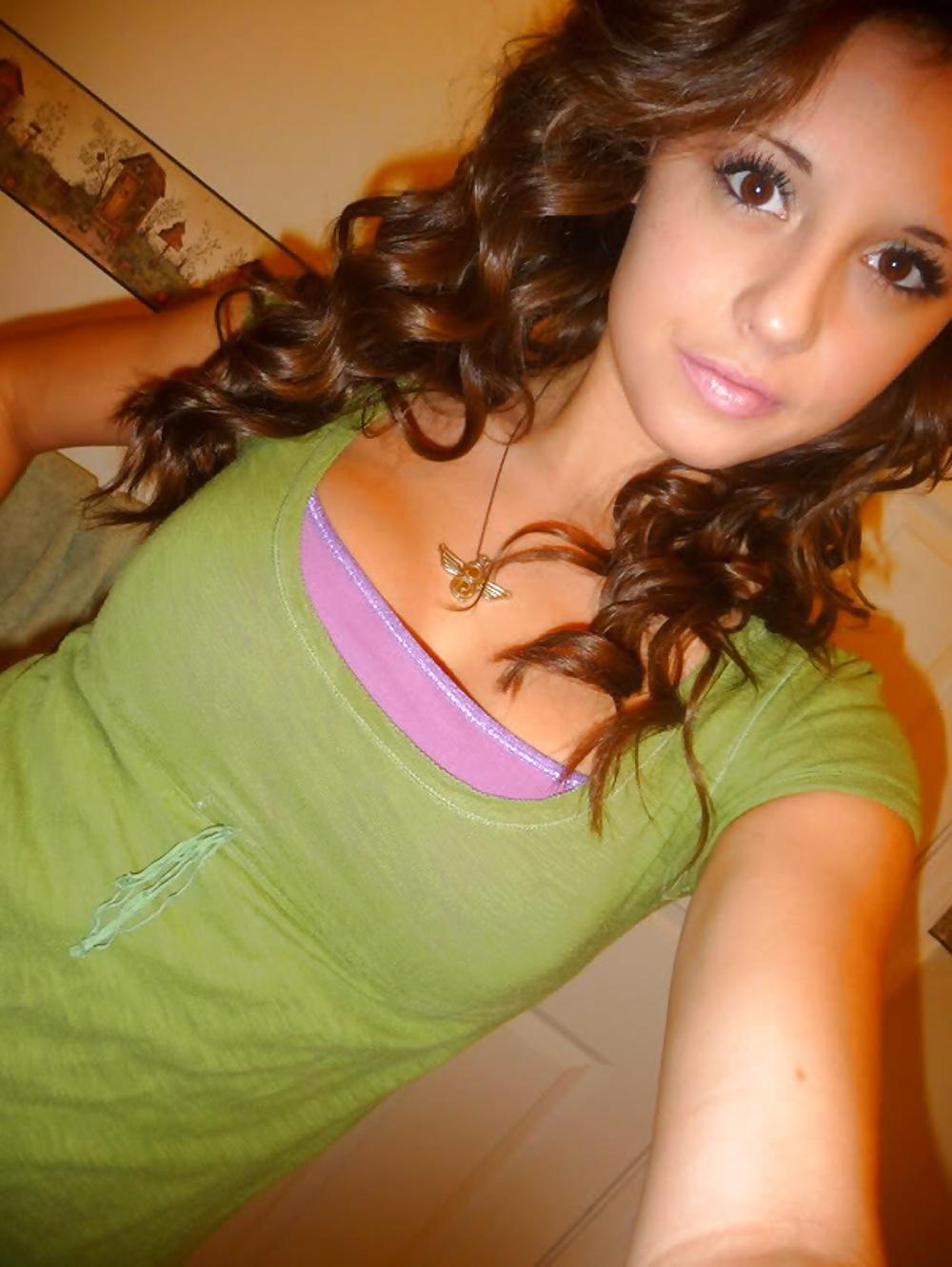 25P German Hot Teen
