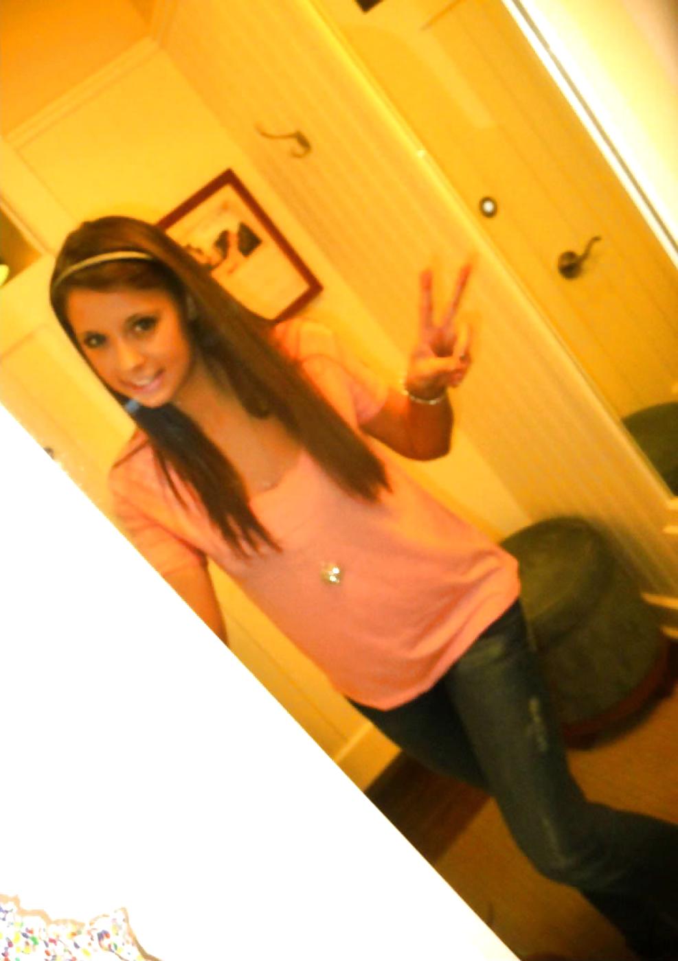 25P German Hot Teen