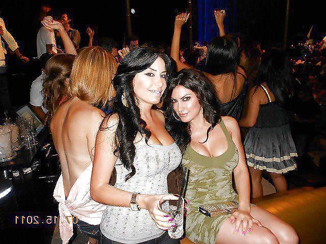 12P Arab Boobs