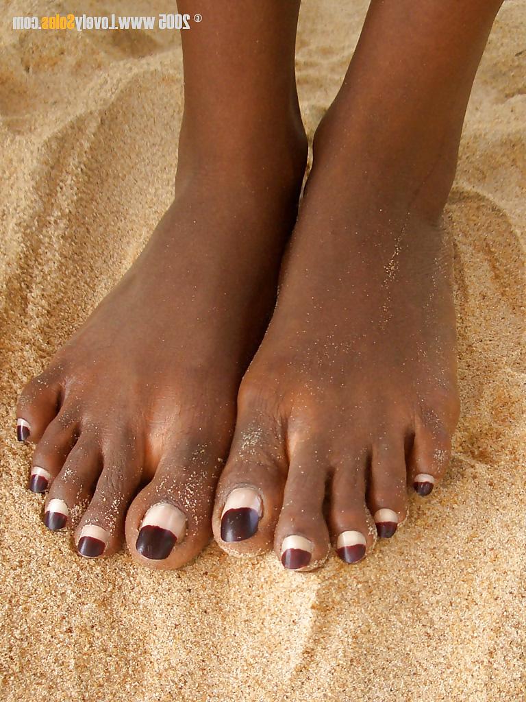 25P Ebony goddesses soles