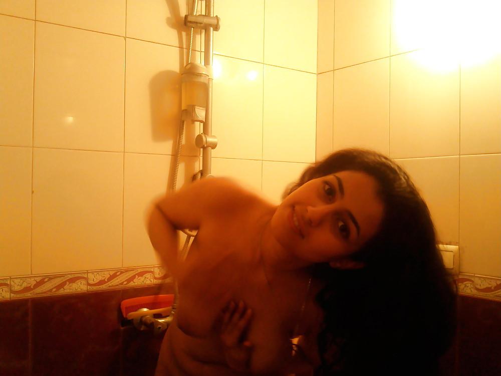 11P Lil persian slut