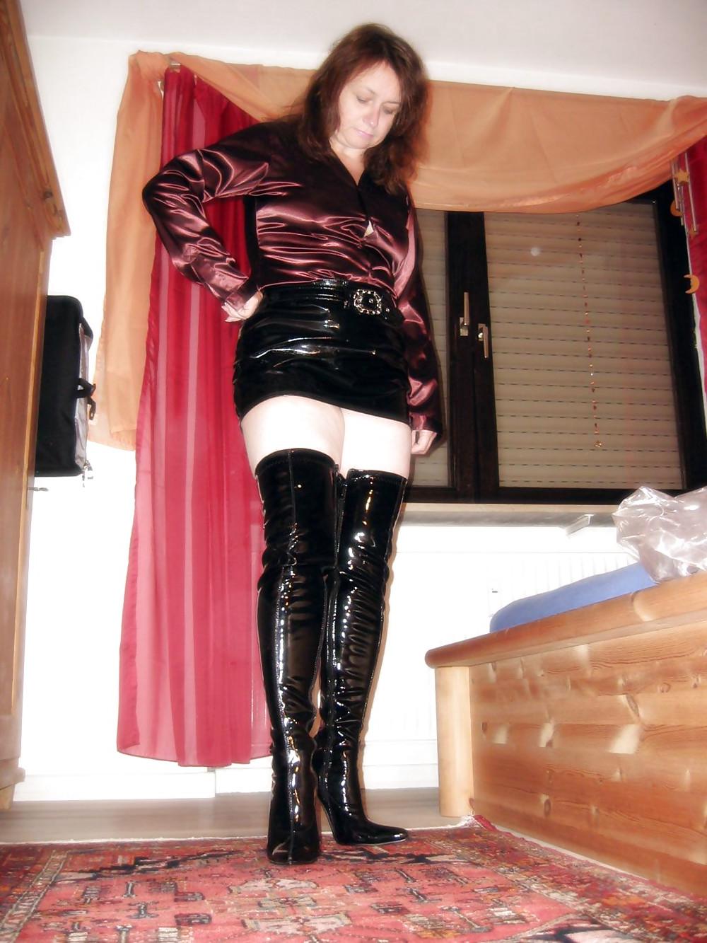 25P Boots