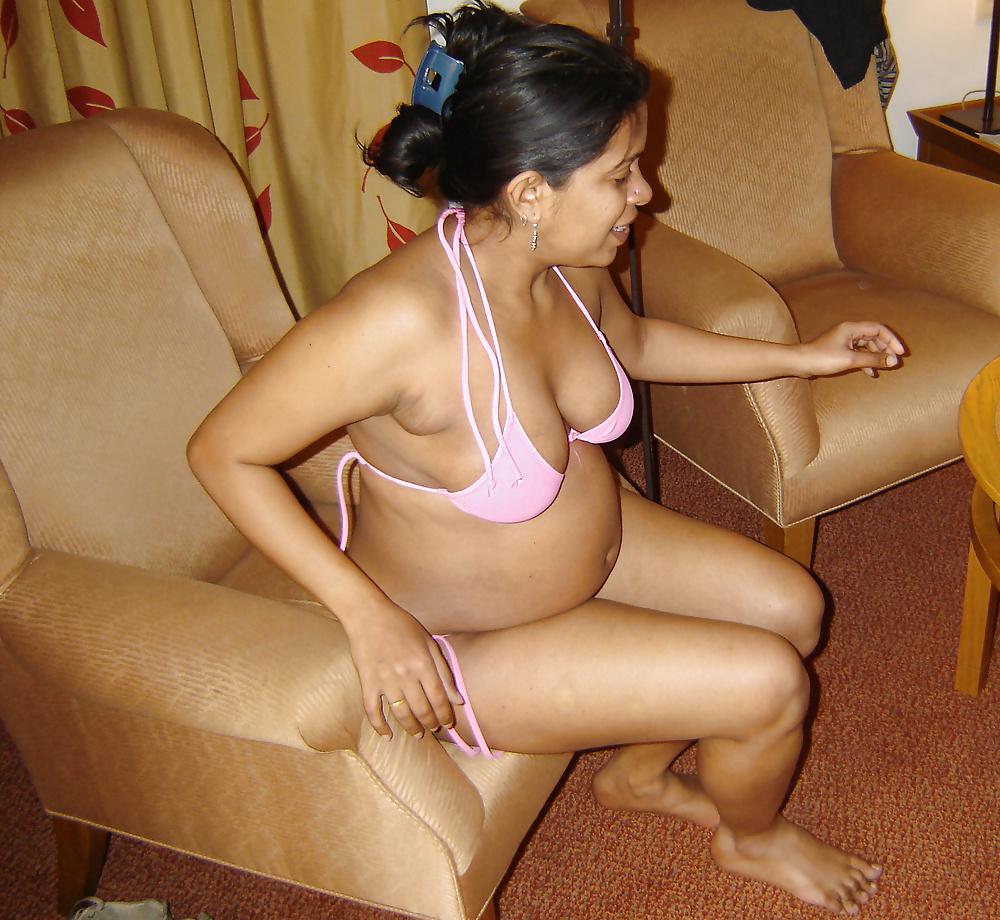 20P Indian preggo girl