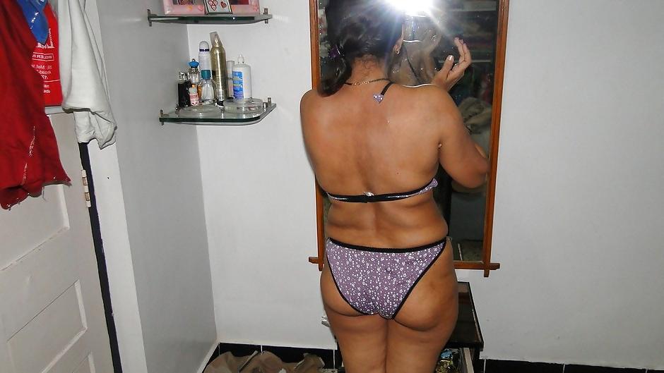 25P Indian Aunty