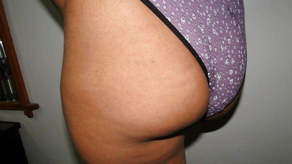 25P Indian Aunty