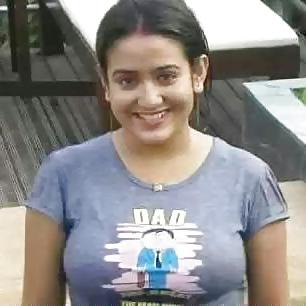 8P Sexy Indian Aunties & Hot Girls (REAL)