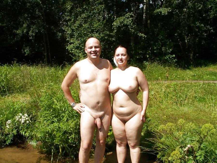20P Naked couple 31.