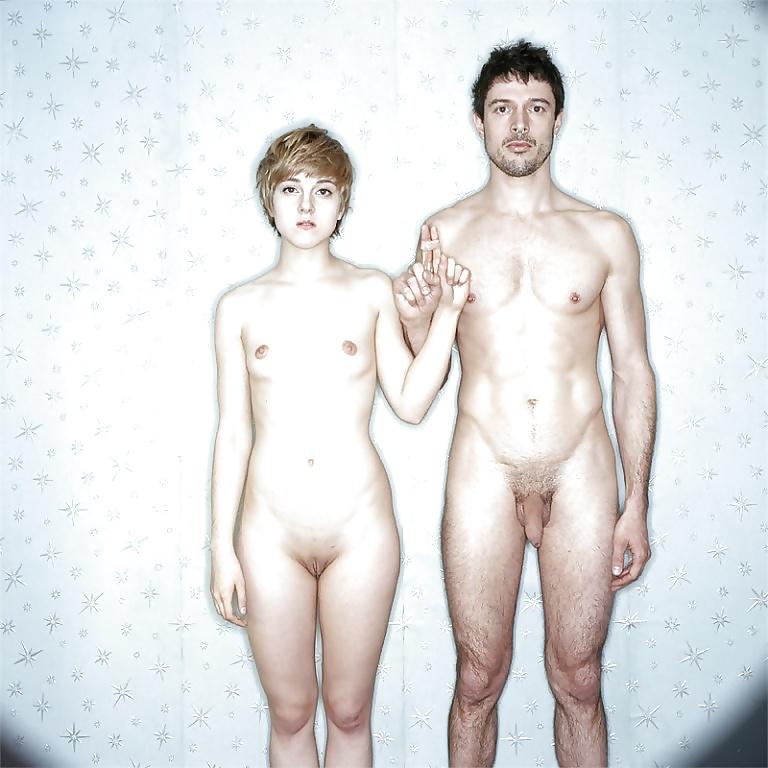 20P Naked couple 31.