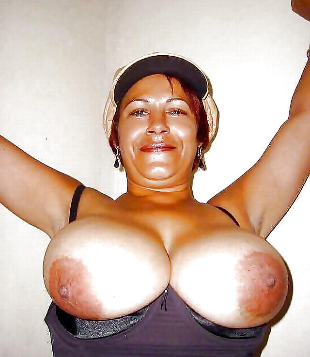 25P Big Tit MIlfs Mix
