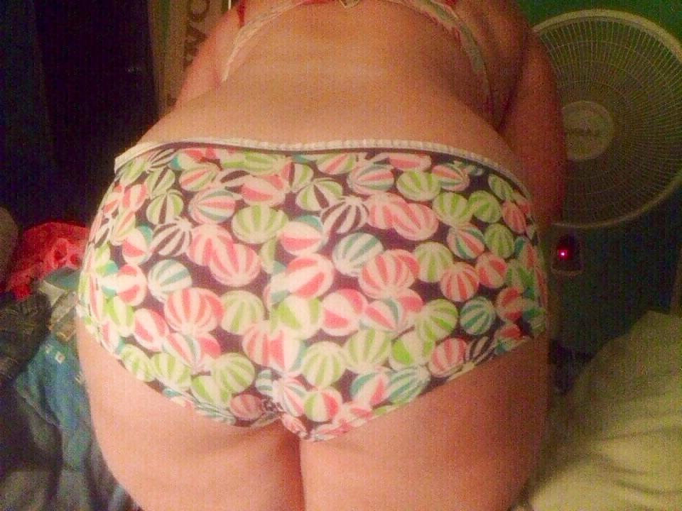 5P Fatty in panties