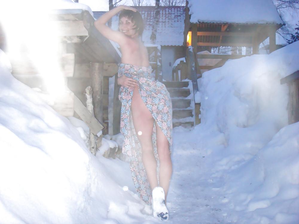 25P Hot rus girl blowjob sauna for husband