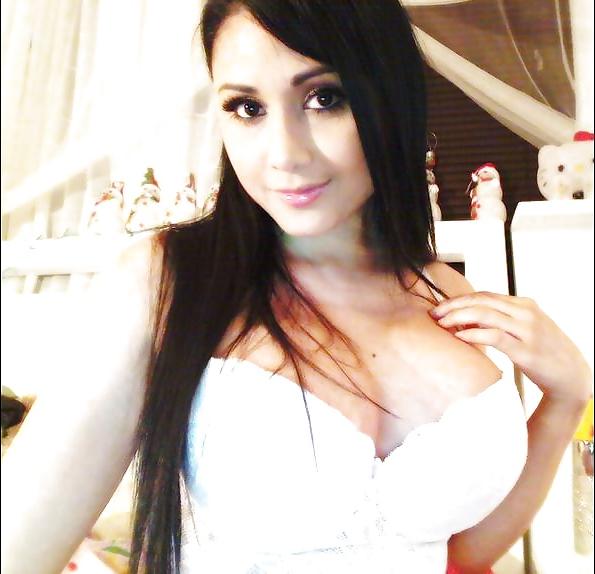 19P Big tits and ass