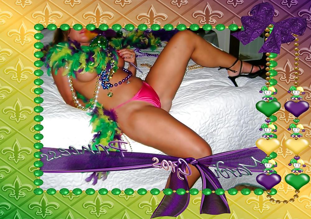 25P Mardi Gras princess awaits her prince (Tim)