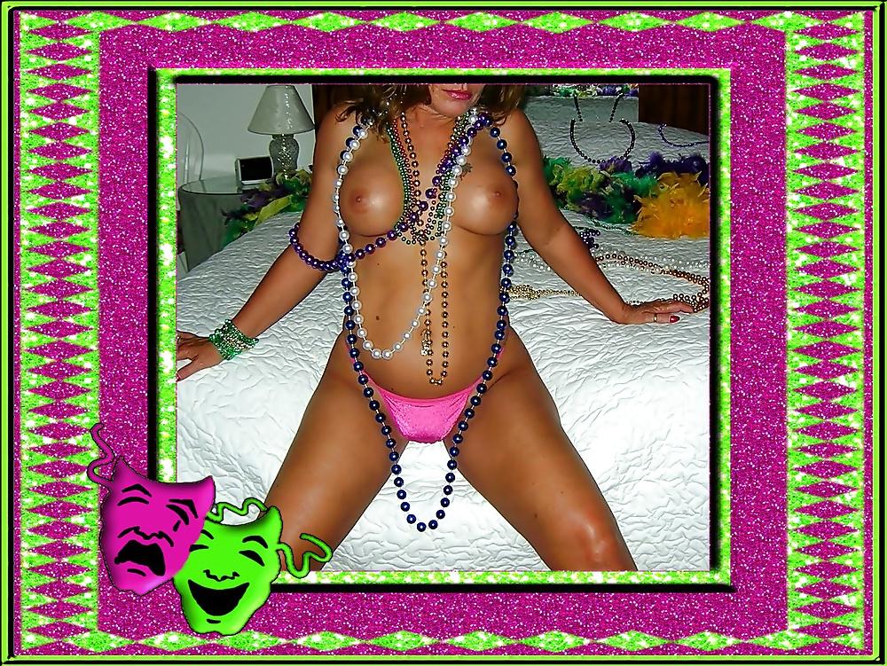 25P Mardi Gras princess awaits her prince (Tim)