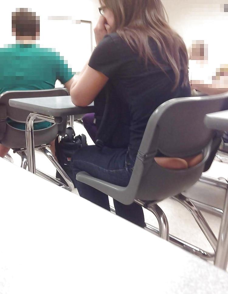 10P University Ass Crack