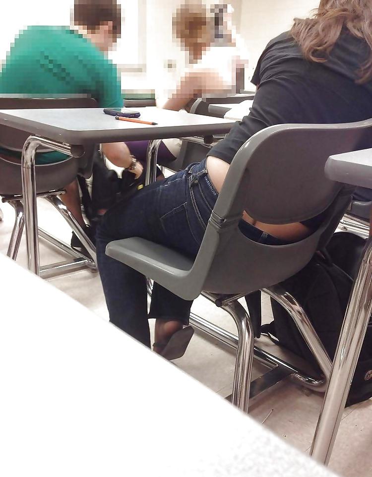 10P University Ass Crack