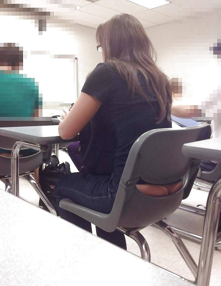 10P University Ass Crack