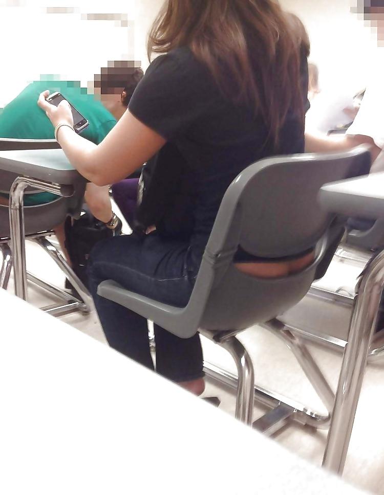 10P University Ass Crack