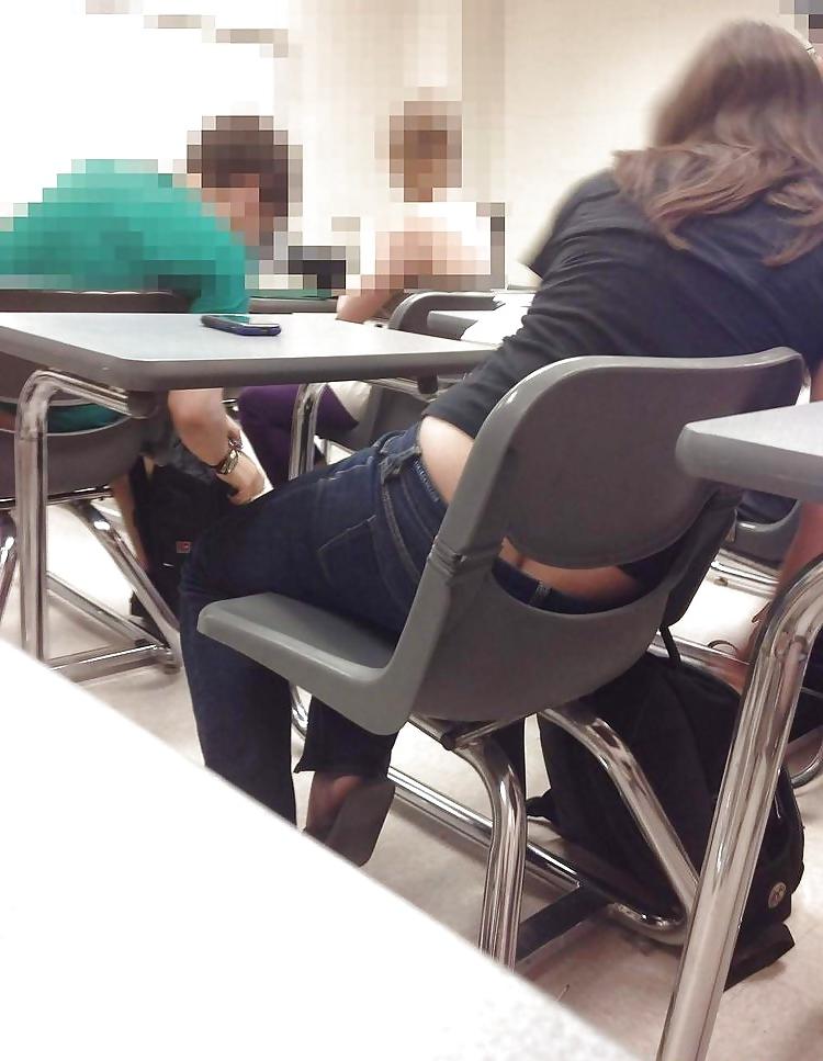 10P University Ass Crack