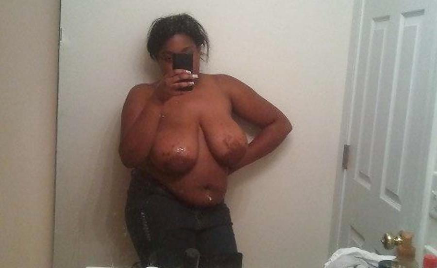 25P Selfie Big Tit Babes - vol 7!