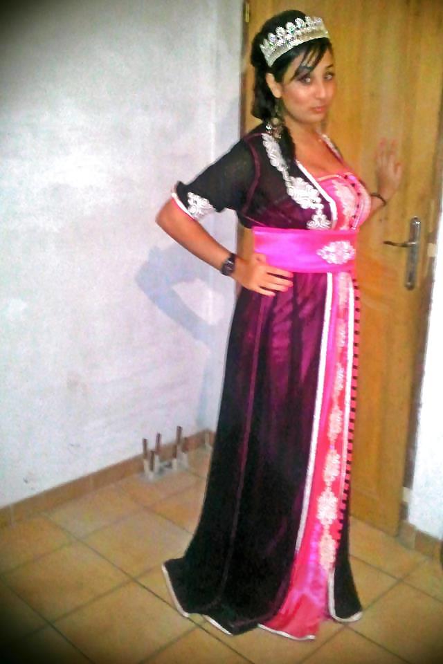 12P Yasmine beurette facebook