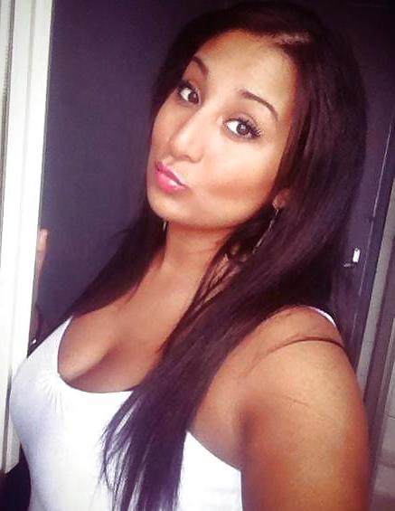 12P Yasmine beurette facebook
