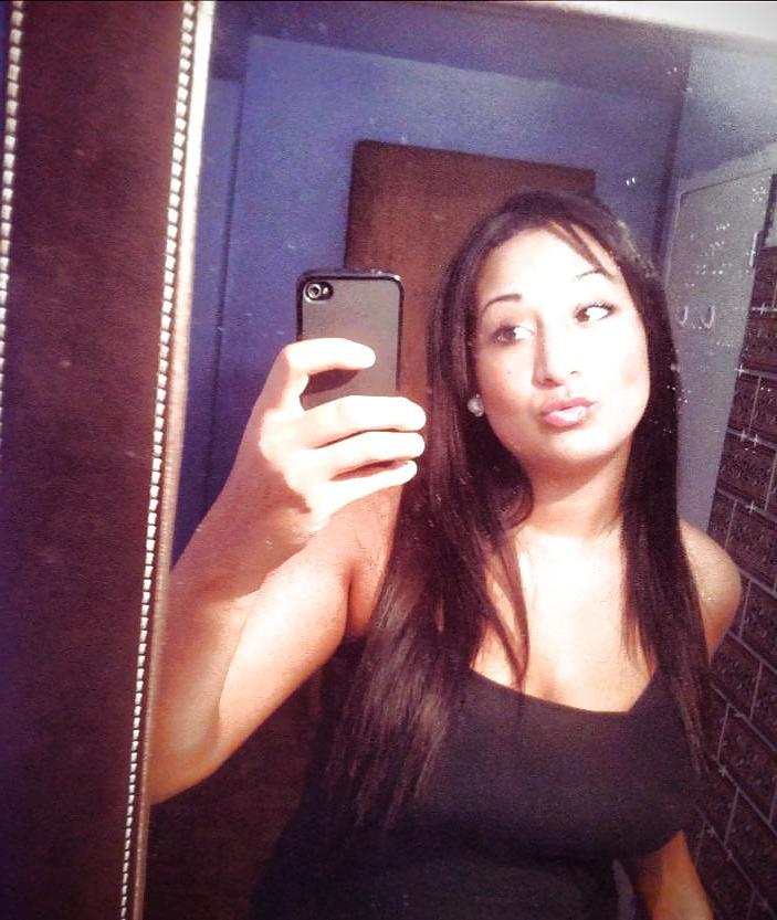 12P Yasmine beurette facebook
