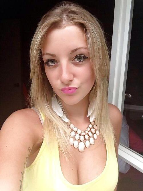 25P Beurette et metisse de la night 7