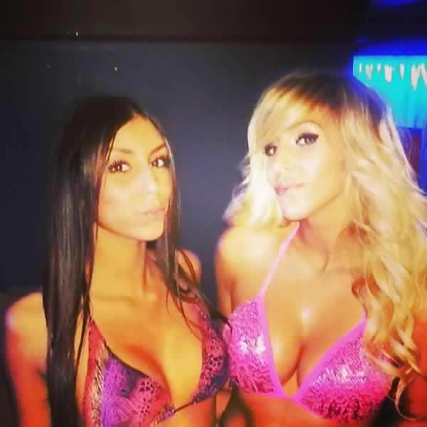 25P Beurette et metisse de la night 7