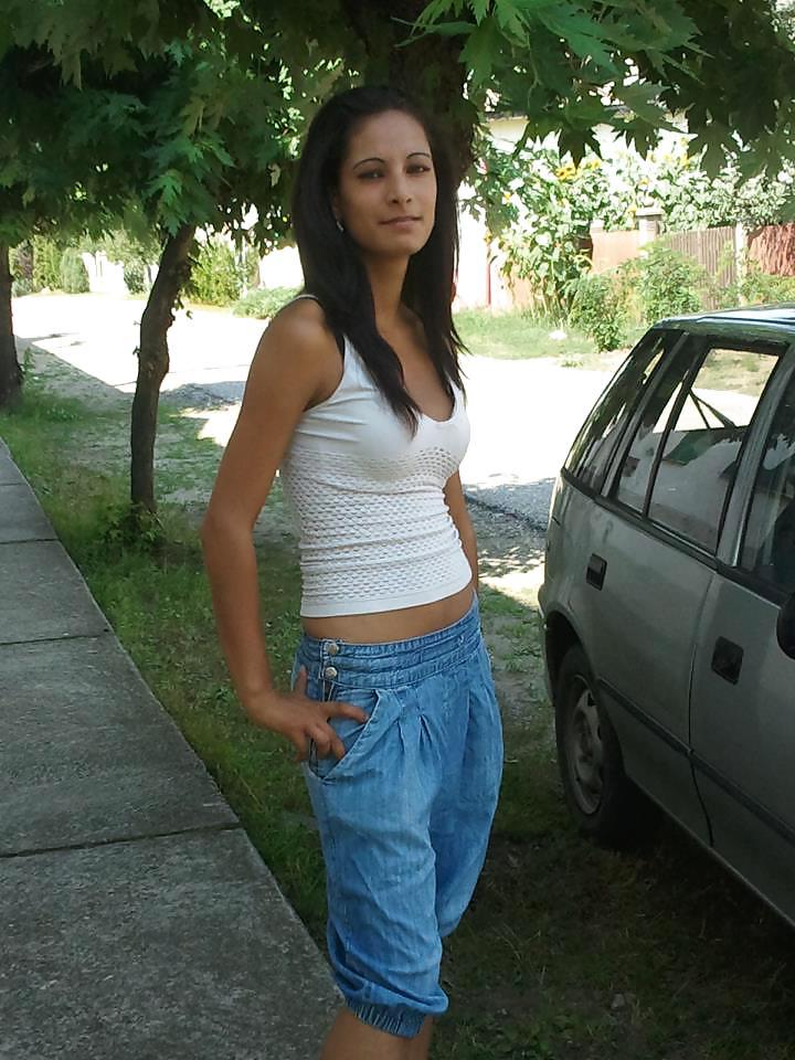 25P Hungarian girls, women (not nude) 01